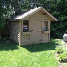 8 x 8 medium classic with a 2 foot gable overhang.